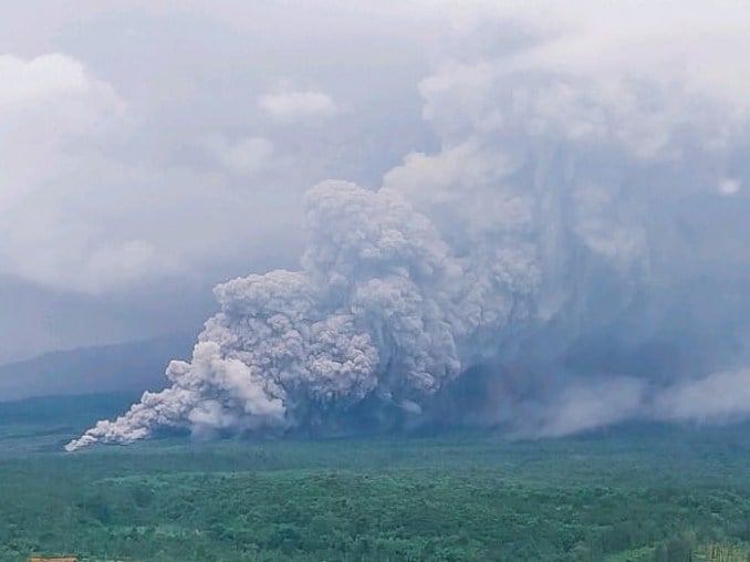 semeru 19 nov 2025